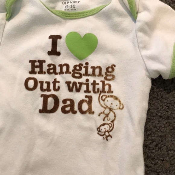 6-12m I love hanging with dad body suit - Picture 2 of 3